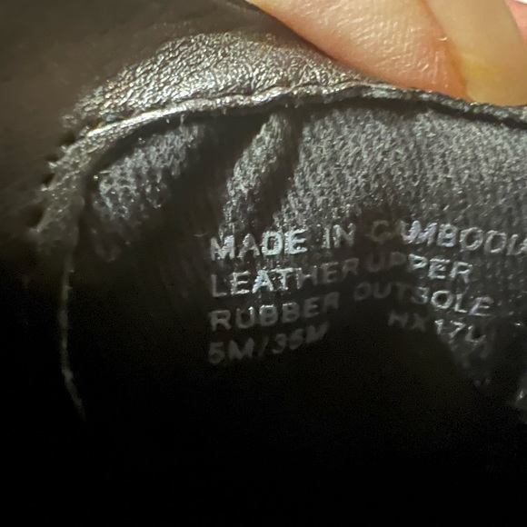 Michael Kors black Leather Slip Ons - Picture 3 of 6